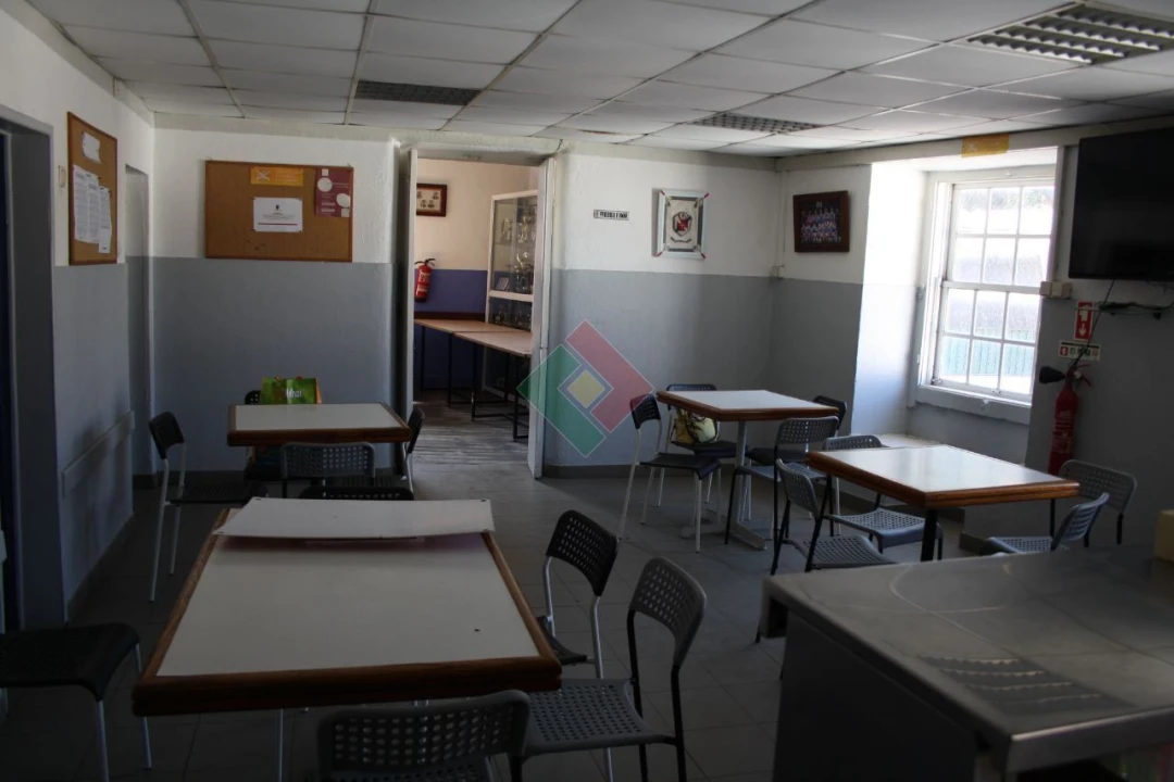 Prédio para Venda em Camarate, Unhos e Apelação Foto 24