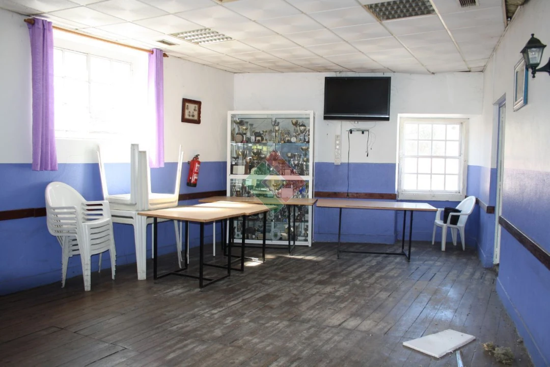 Prédio para Venda em Camarate, Unhos e Apelação Foto 27