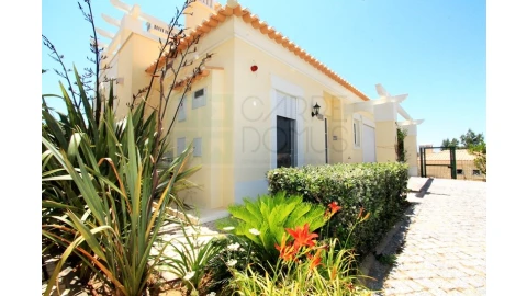 Moradia T3 para Venda em Castro Marim