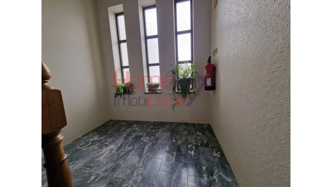 Apartamento T3 para Venda em Castro Daire Foto 5