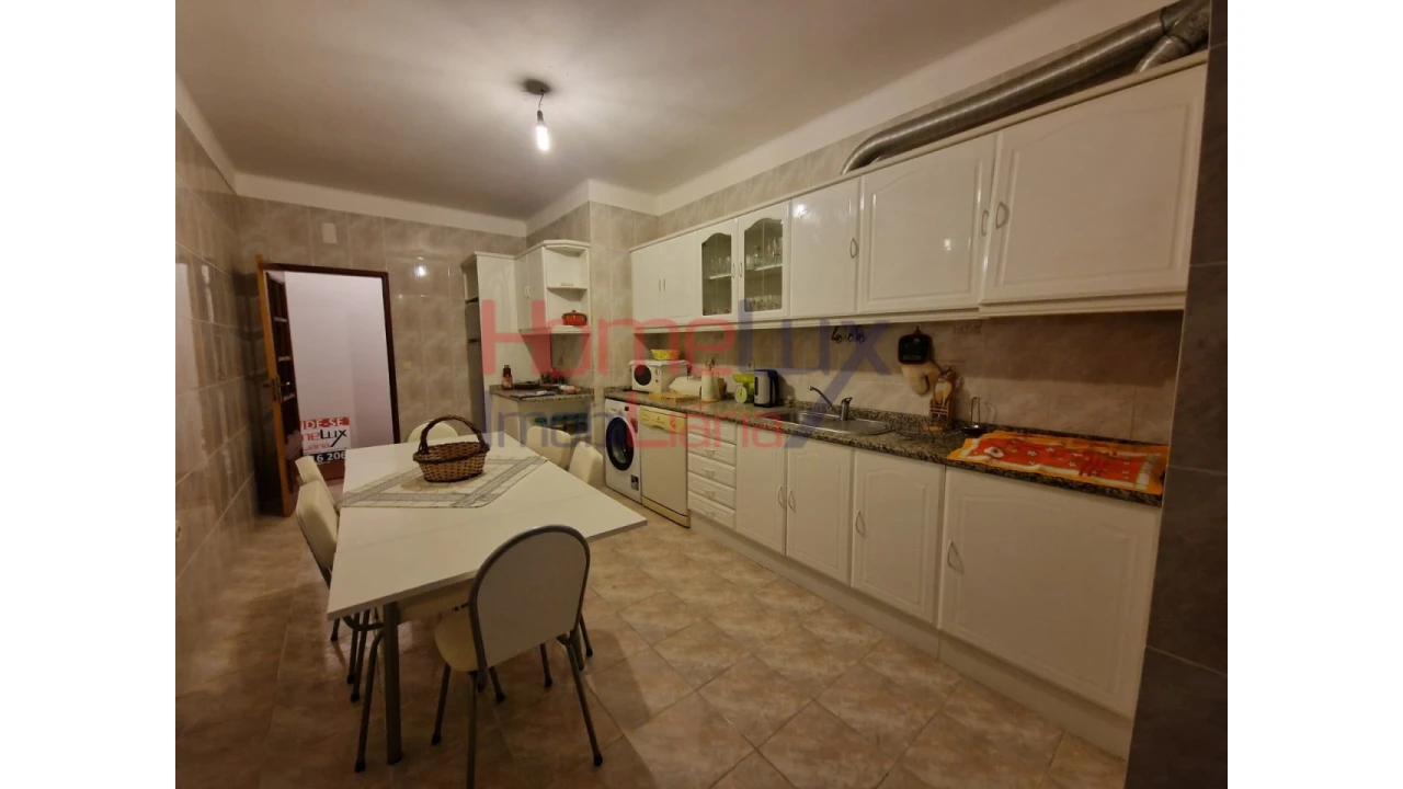 Apartamento T3 para Venda em Castro Daire Foto 9