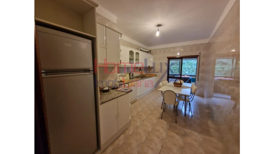 Apartamento T3 para Venda em Castro Daire Foto 7