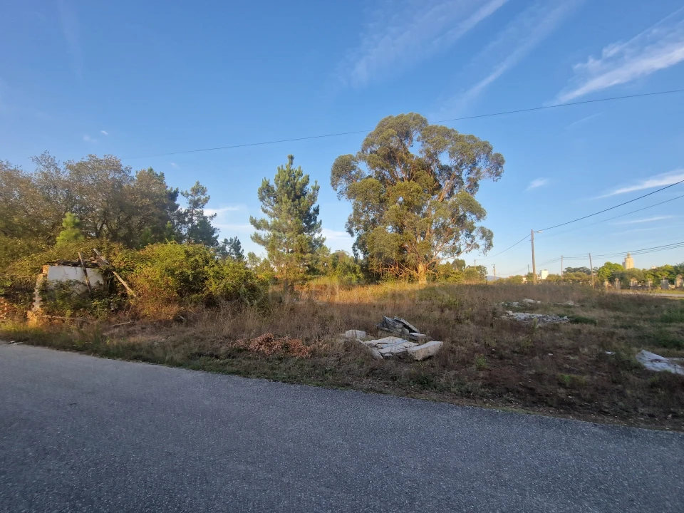 Terreno para Venda em Mouronho Foto 2