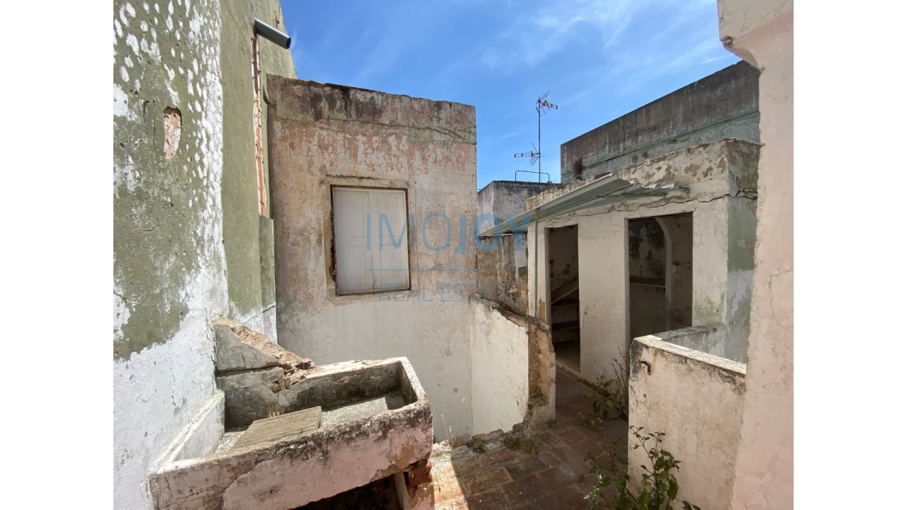 Moradia T2 para Venda em Vila Real de Santo Antonio Foto 38