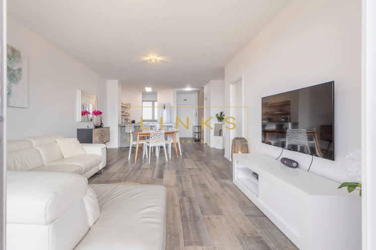 Apartamento T2 para Venda em Porto Santo Foto 5