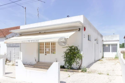 Moradia T3 para Venda em Marvila, Ribeira Santarém, São Salvador, São Nicolau