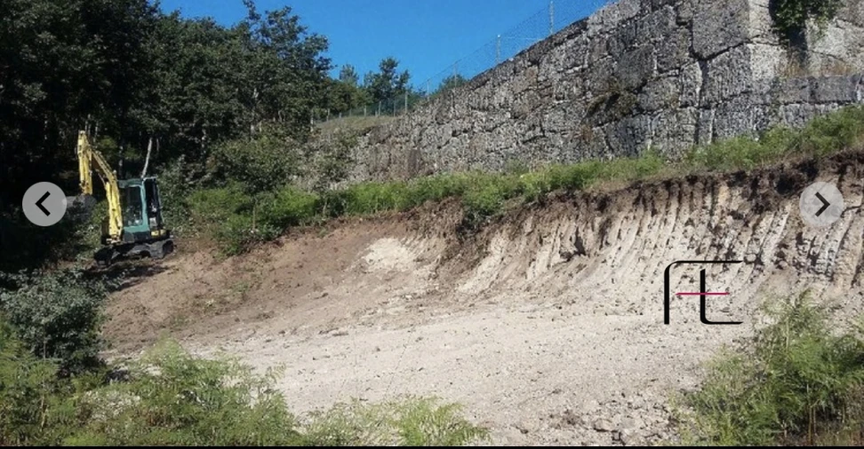 Terreno para Venda em Campelo e Ovil Foto 4