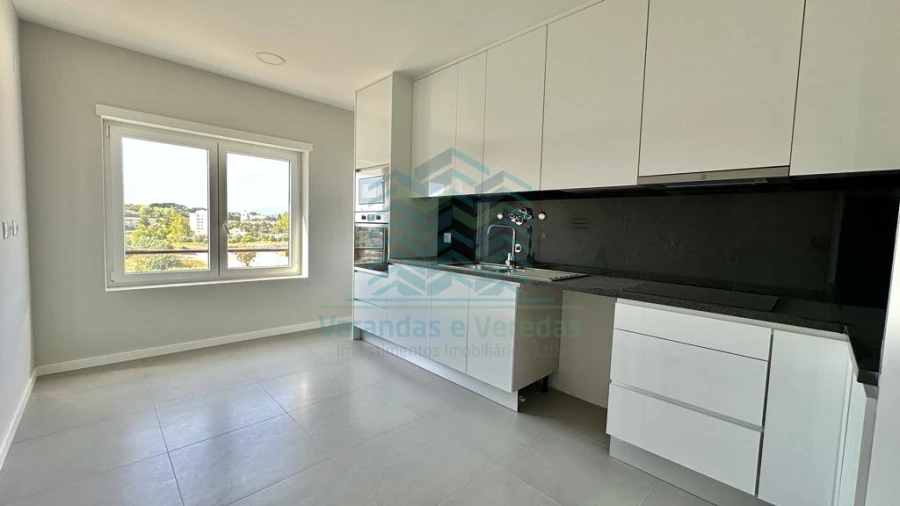 Apartamento T3 para Venda em Torres Novas (Santa Maria, Salvador e Santiago) Foto 2