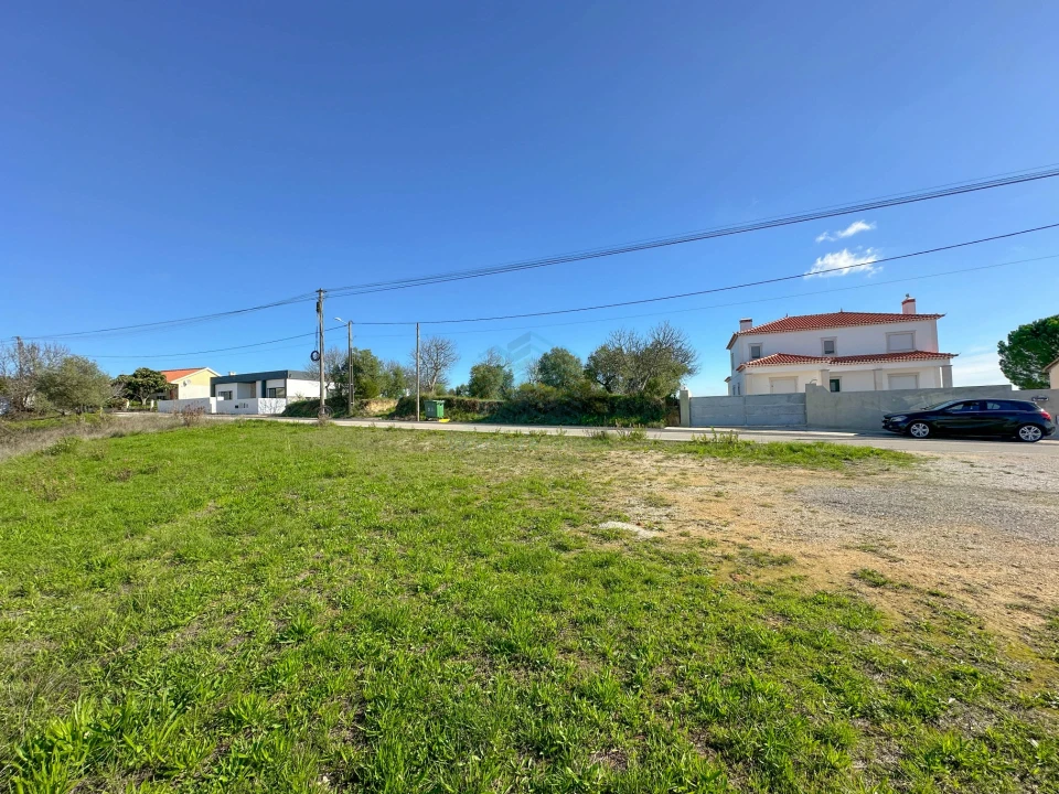 Terreno Misto para Venda em Brogueira, Parceiros de Igreja e Alcorochel Foto 19