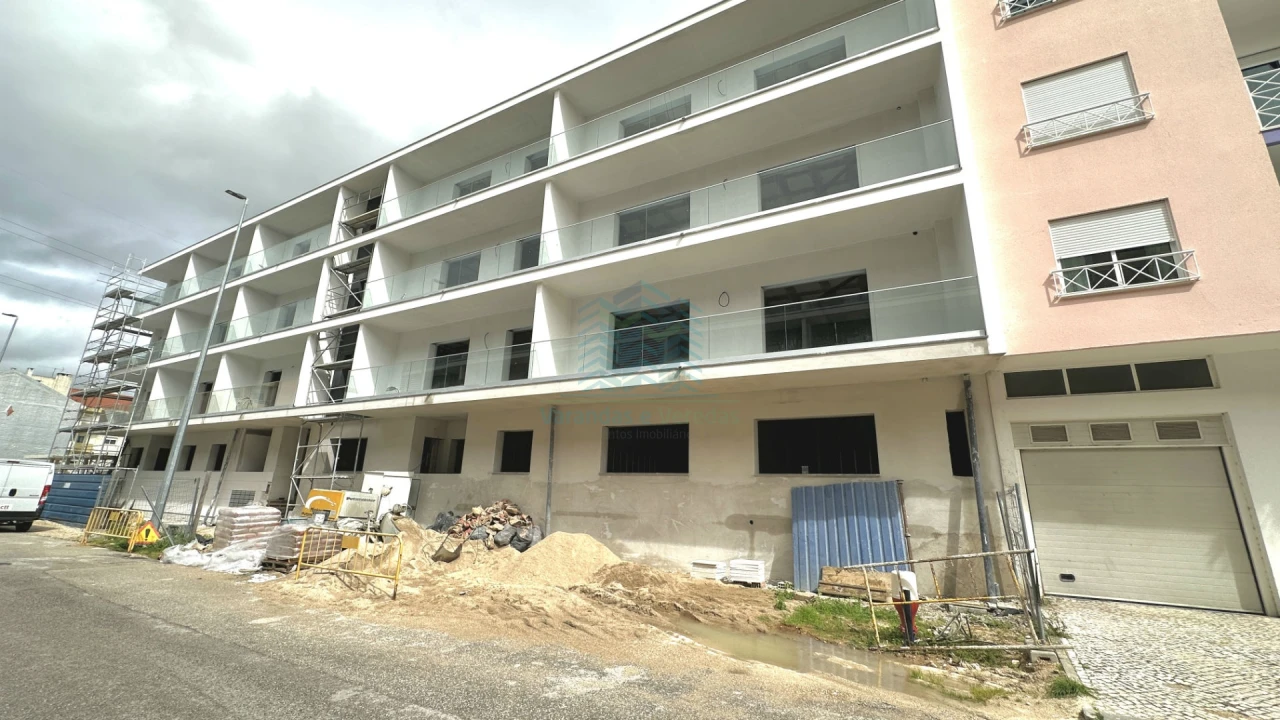 Apartamento T4 para Venda em Nossa Sra de Fatima Foto 3