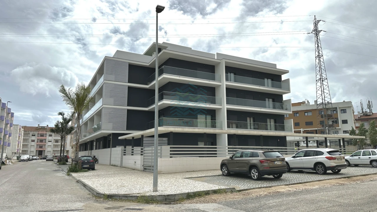 Apartamento T4 para Venda em Nossa Sra de Fatima Foto 1