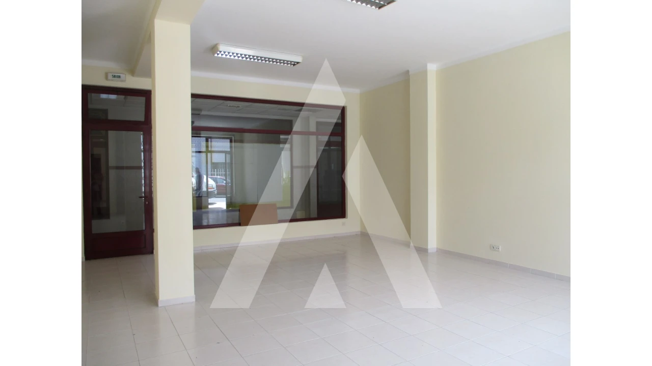 Loja para Venda em Bustos, Troviscal e Mamarrosa Foto 3