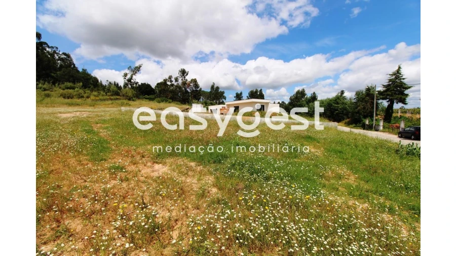 Terreno para Venda em Meãs do Campo Foto 6