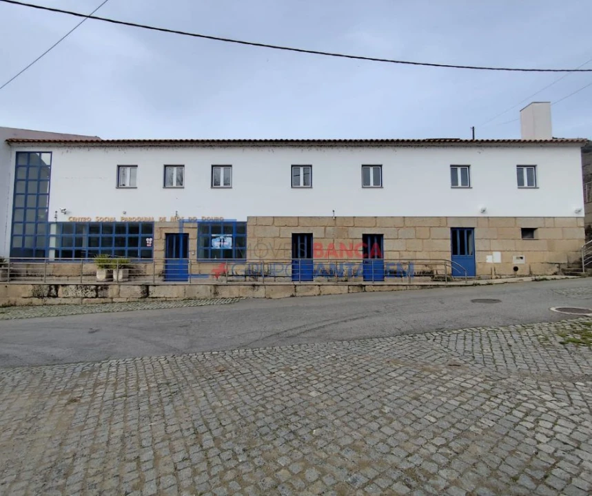Loja para Venda em Vila Nova de Foz Côa Foto 6