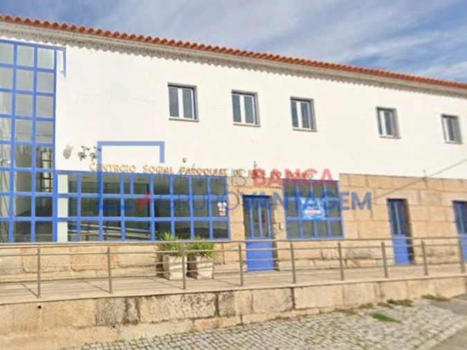 Loja para Venda em Vila Nova de Foz Côa Foto 1