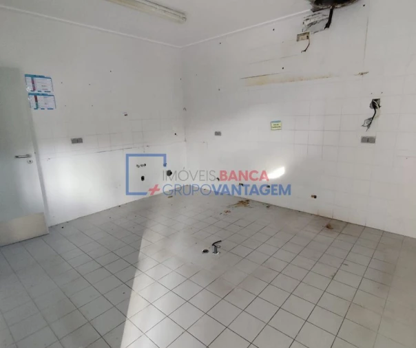 Loja para Venda em Vila Nova de Foz Côa Foto 5