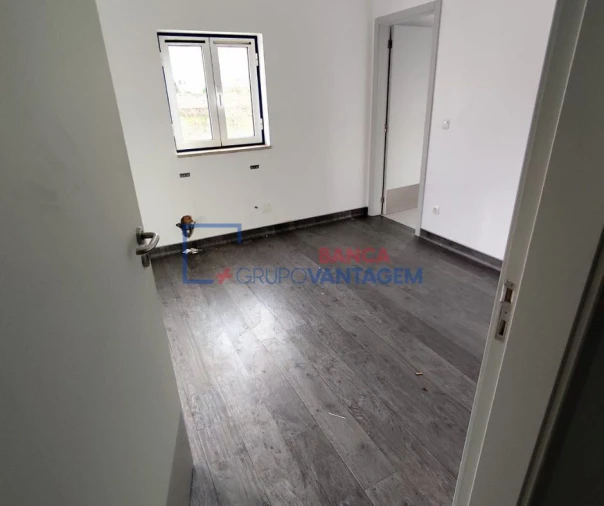 Loja para Venda em Vila Nova de Foz Côa Foto 12