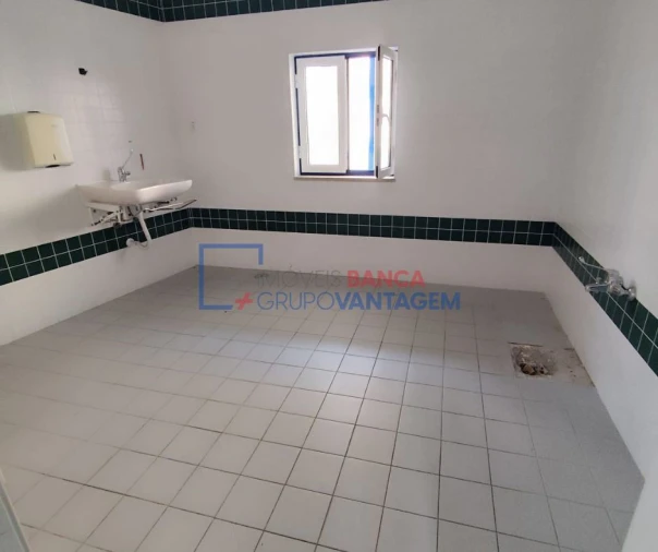 Loja para Venda em Vila Nova de Foz Côa Foto 25