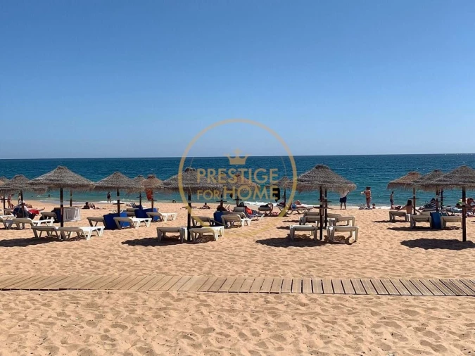 Apartamento T2 para Arrendamento em Quarteira Foto 14