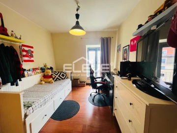 Apartamento T4 para Venda em Oliveira do Douro