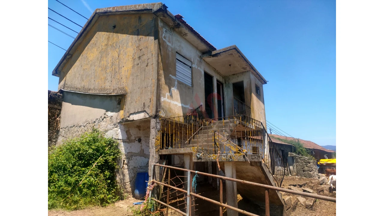 Quinta T4 para Venda em Nevogilde Foto 2