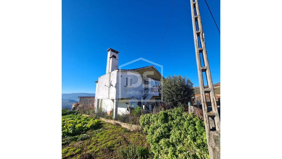 Moradia T3 para Venda em Queimadela Foto 17