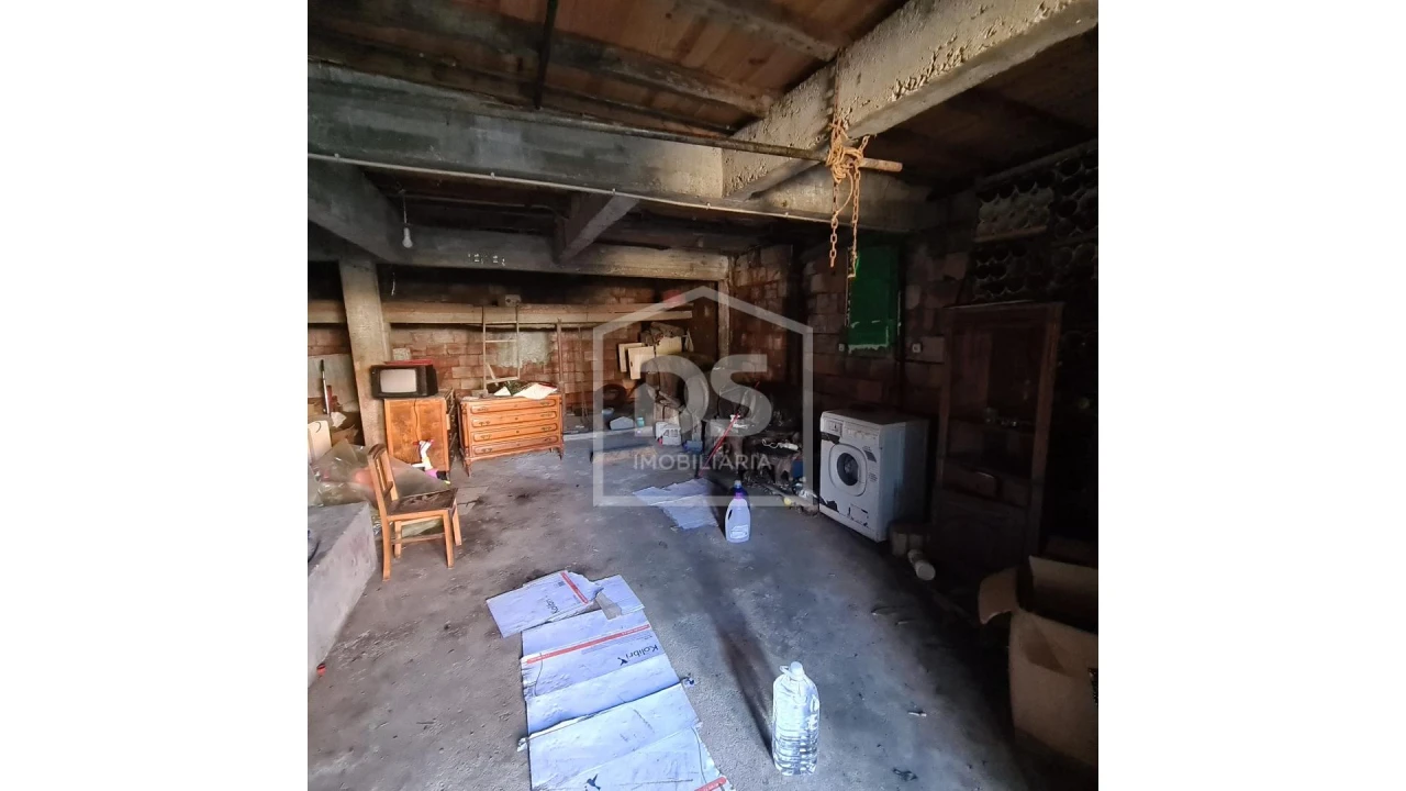 Moradia T3 para Venda em Queimadela Foto 6