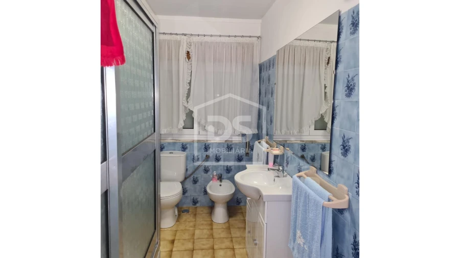 Moradia T3 para Venda em Aricera e Goujoim Foto 9