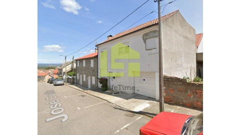 Moradia T4 para Venda em Sé, Santa Maria e Meixedo