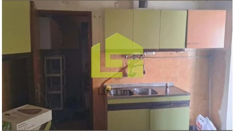 Moradia T4 para Venda em Sé, Santa Maria e Meixedo