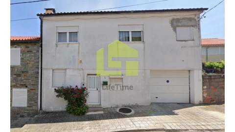 Moradia T4 para Venda em Sé, Santa Maria e Meixedo