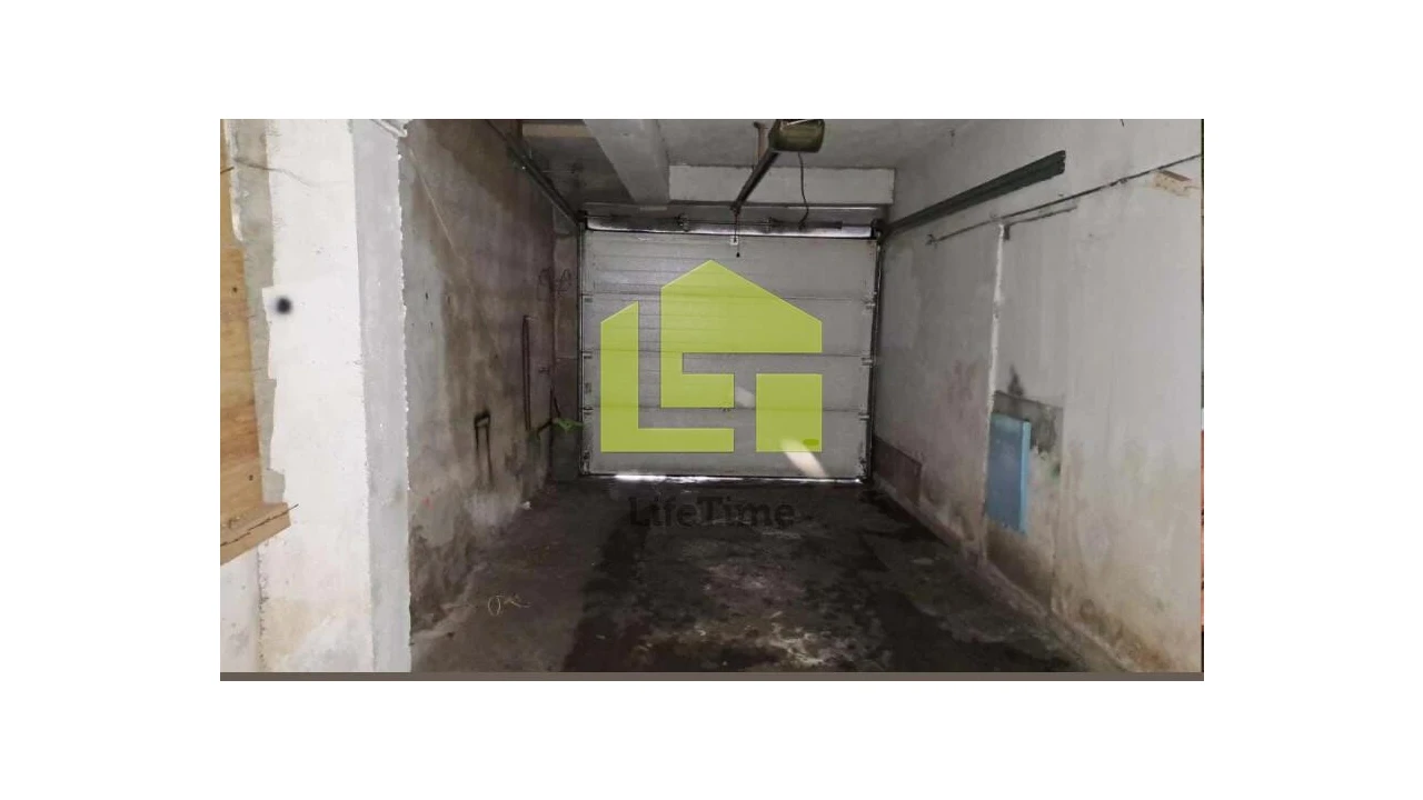 Moradia T4 para Venda em Sé, Santa Maria e Meixedo Foto 11