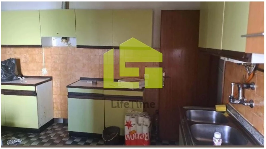 Moradia T4 para Venda em Sé, Santa Maria e Meixedo Foto 4