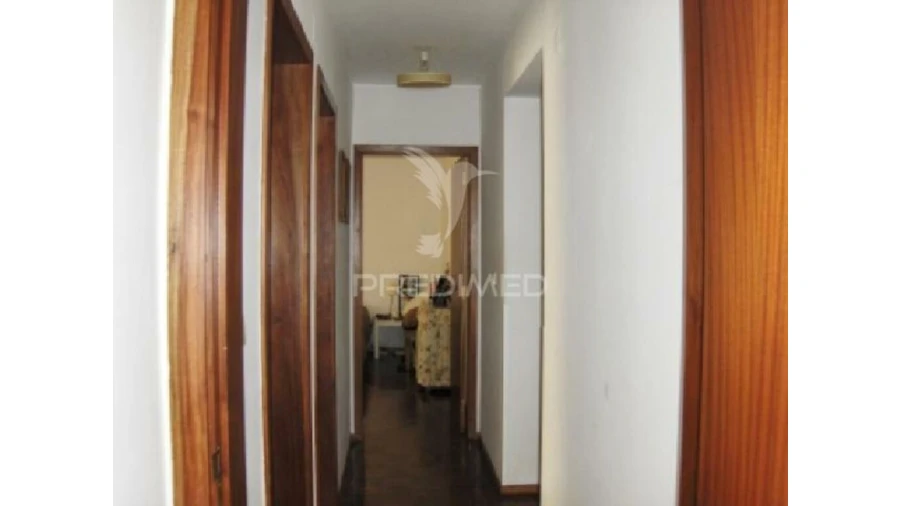 Apartamento T4 para Venda em Águas Livres Foto 6