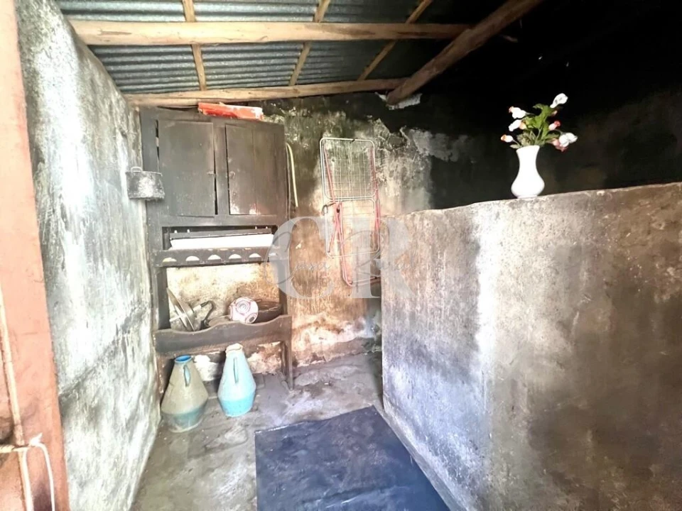 Moradia T2 para Venda em Aguda Foto 10