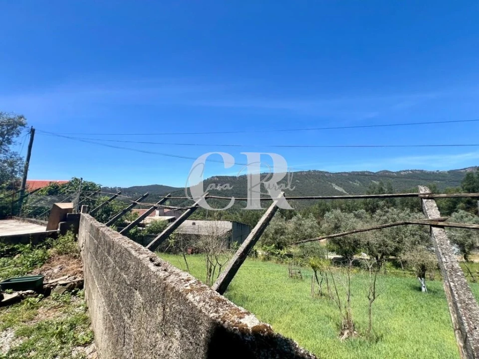 Moradia T2 para Venda em Aguda Foto 39