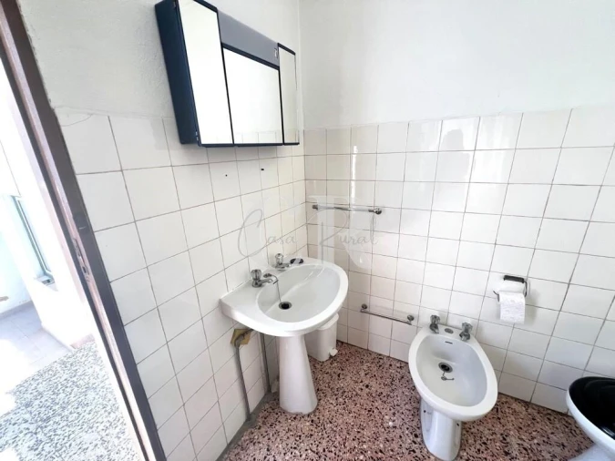 Moradia T2 para Venda em Aguda Foto 30