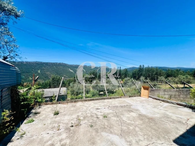 Moradia T2 para Venda em Aguda Foto 50