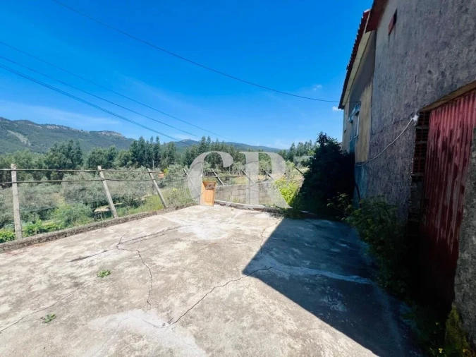 Moradia T2 para Venda em Aguda Foto 49