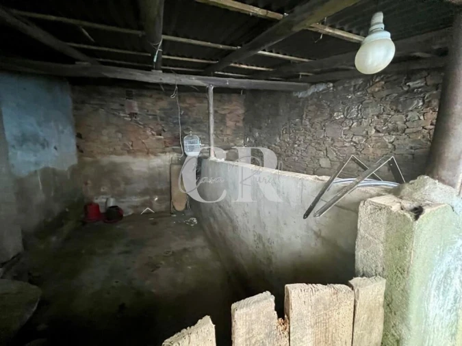 Moradia T2 para Venda em Aguda Foto 6