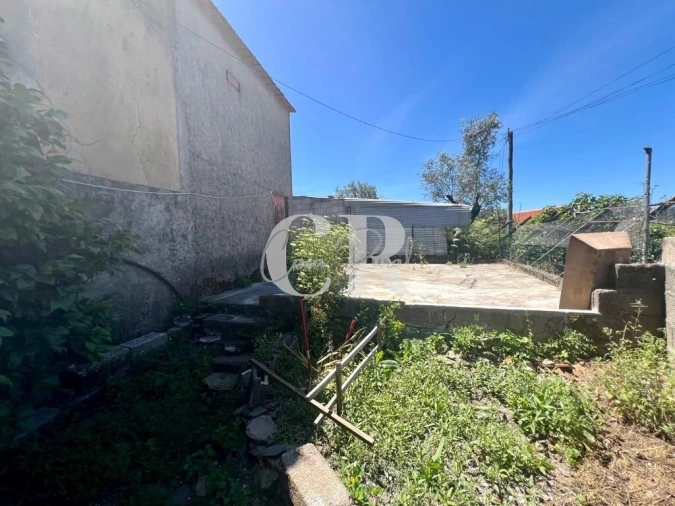 Moradia T2 para Venda em Aguda Foto 41