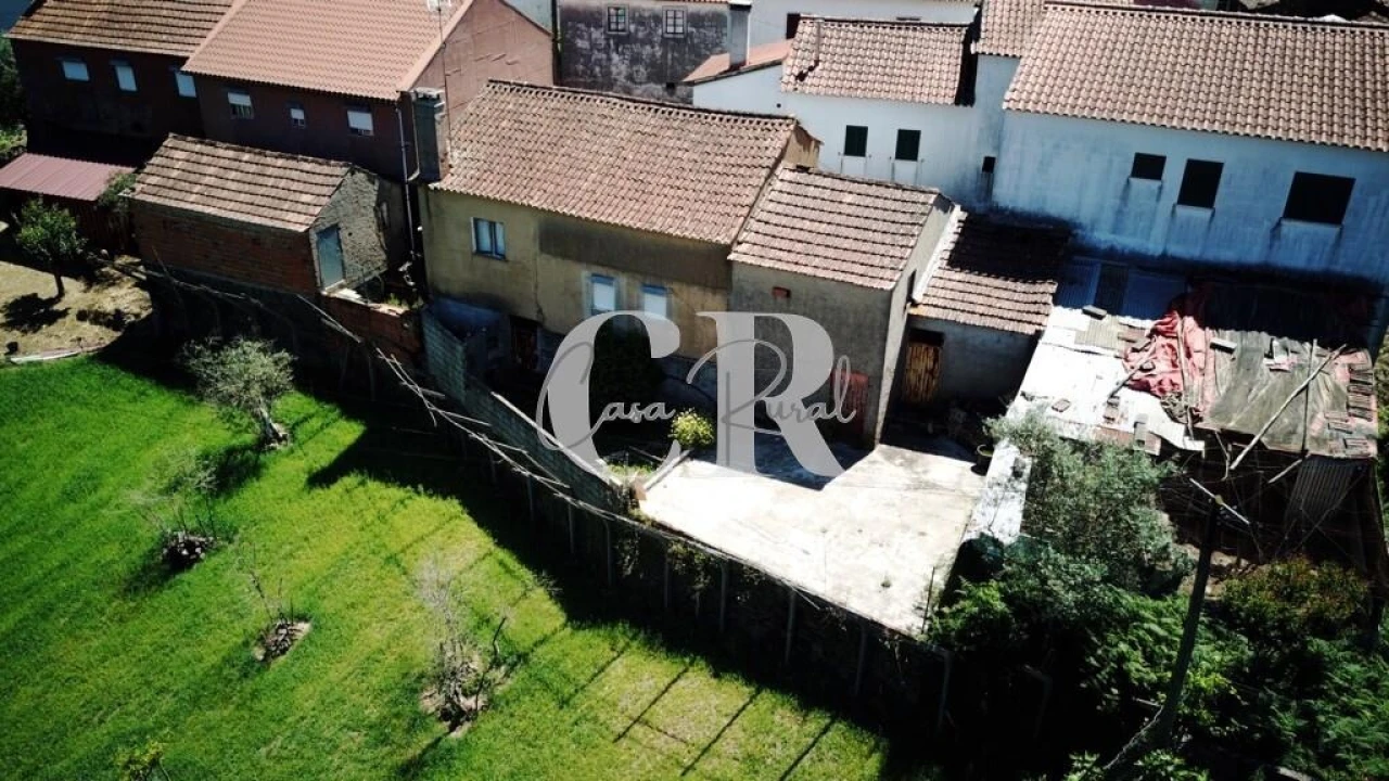 Moradia T2 para Venda em Aguda Foto 51