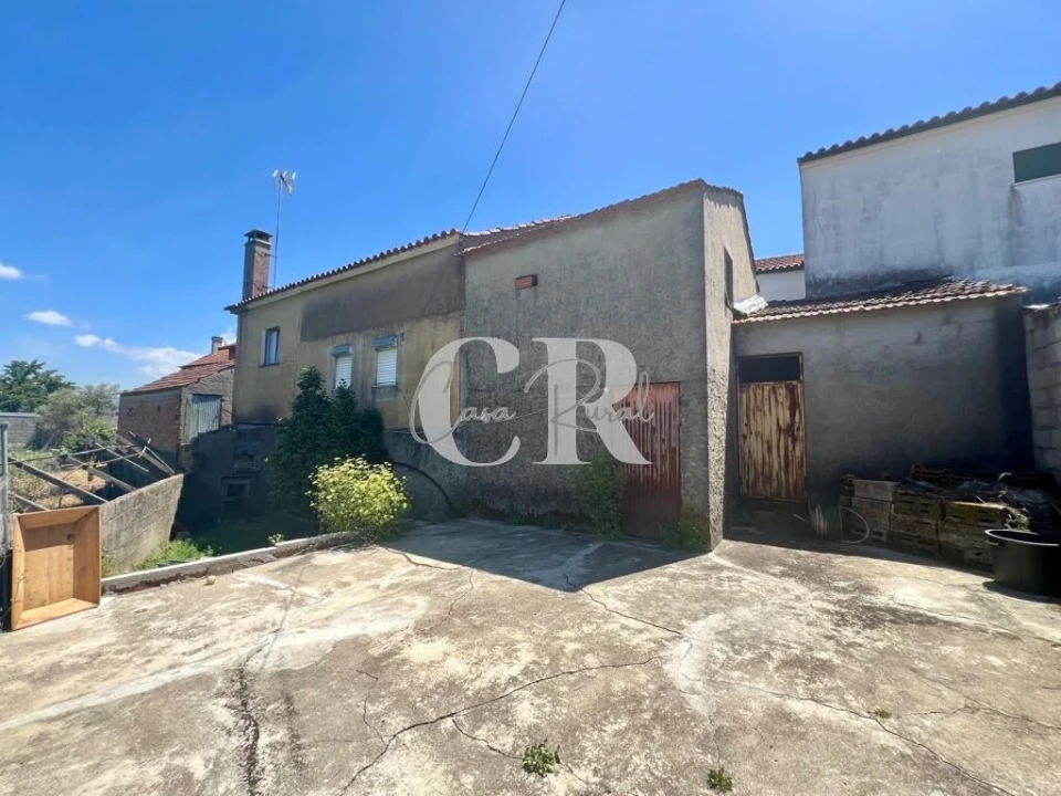 Moradia T2 para Venda em Aguda Foto 48