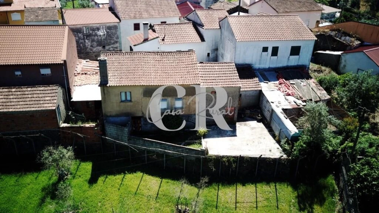 Moradia T2 para Venda em Aguda Foto 52