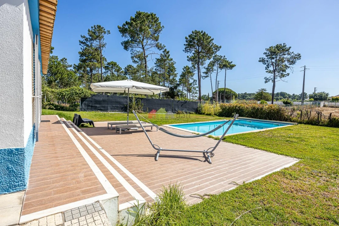 Quinta T4 para Venda em Azeitão (São Lourenço e São Simão) Foto 10