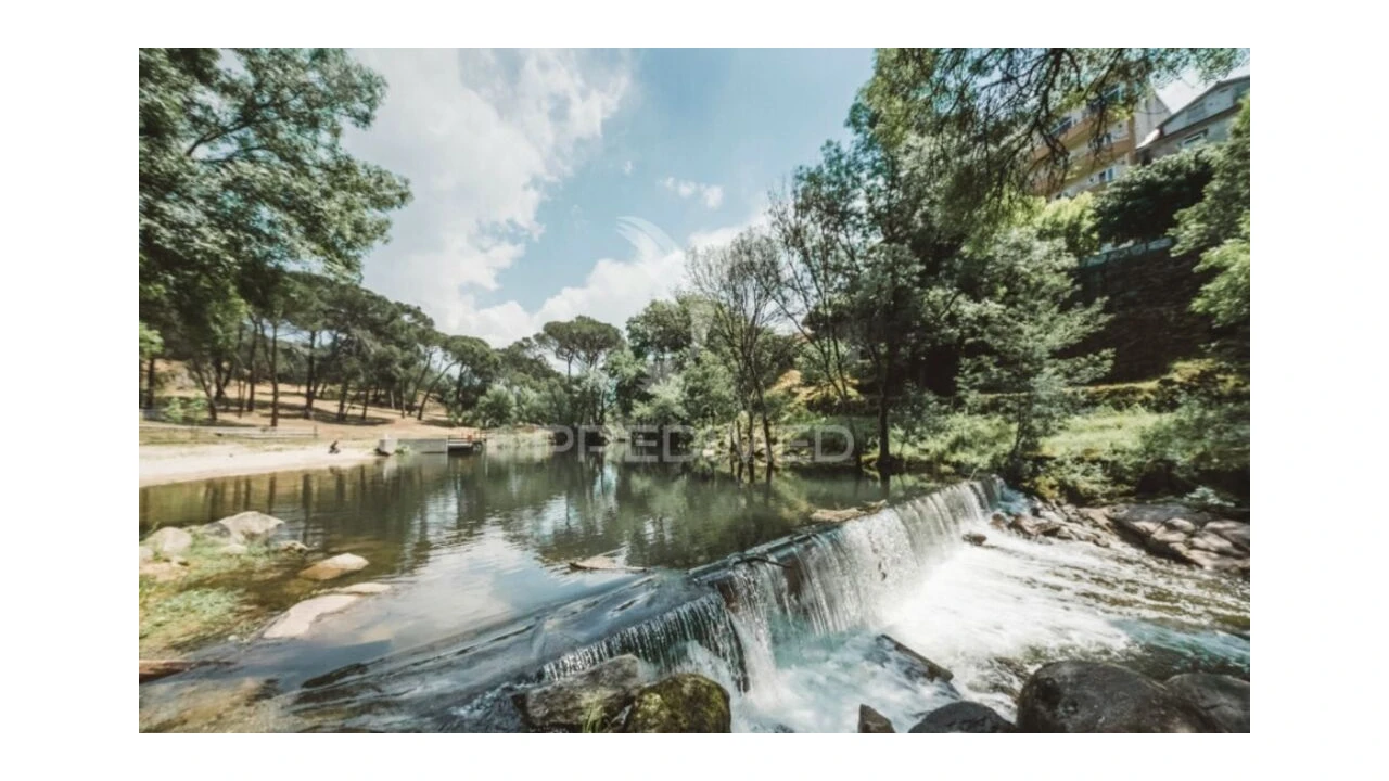 Terreno para Venda em Fragosela Foto 5