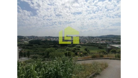 Terreno para Venda em Tavarede