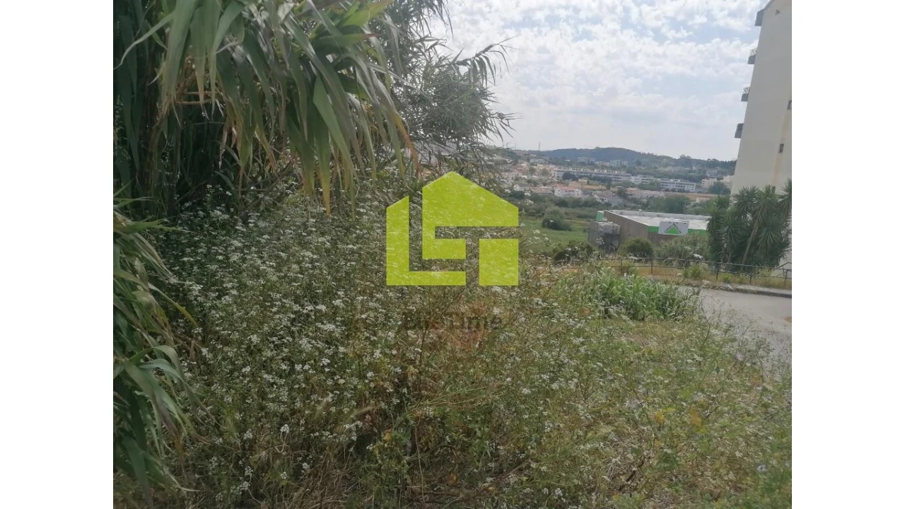 Terreno para Venda em Tavarede Foto 12