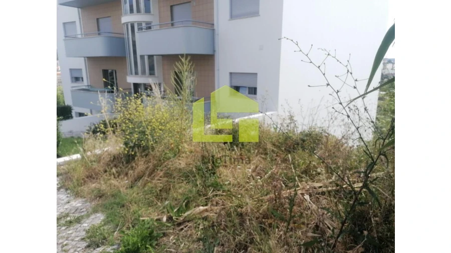 Terreno para Venda em Tavarede Foto 3