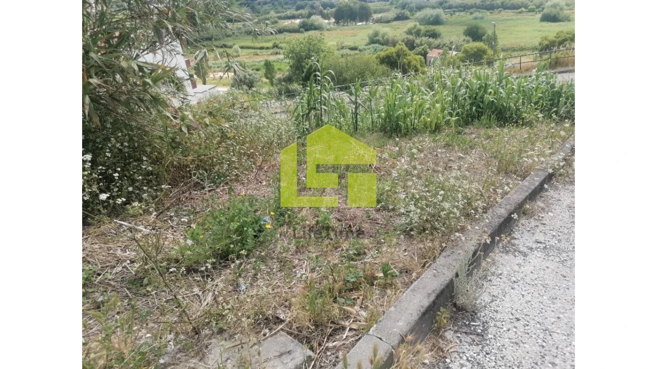 Terreno para Venda em Tavarede Foto 9